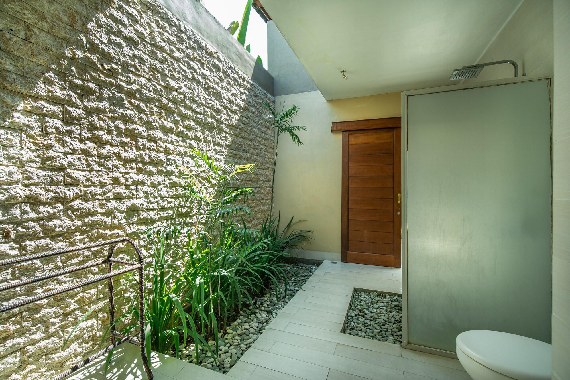 Ubud Lestari Villa Esterno foto