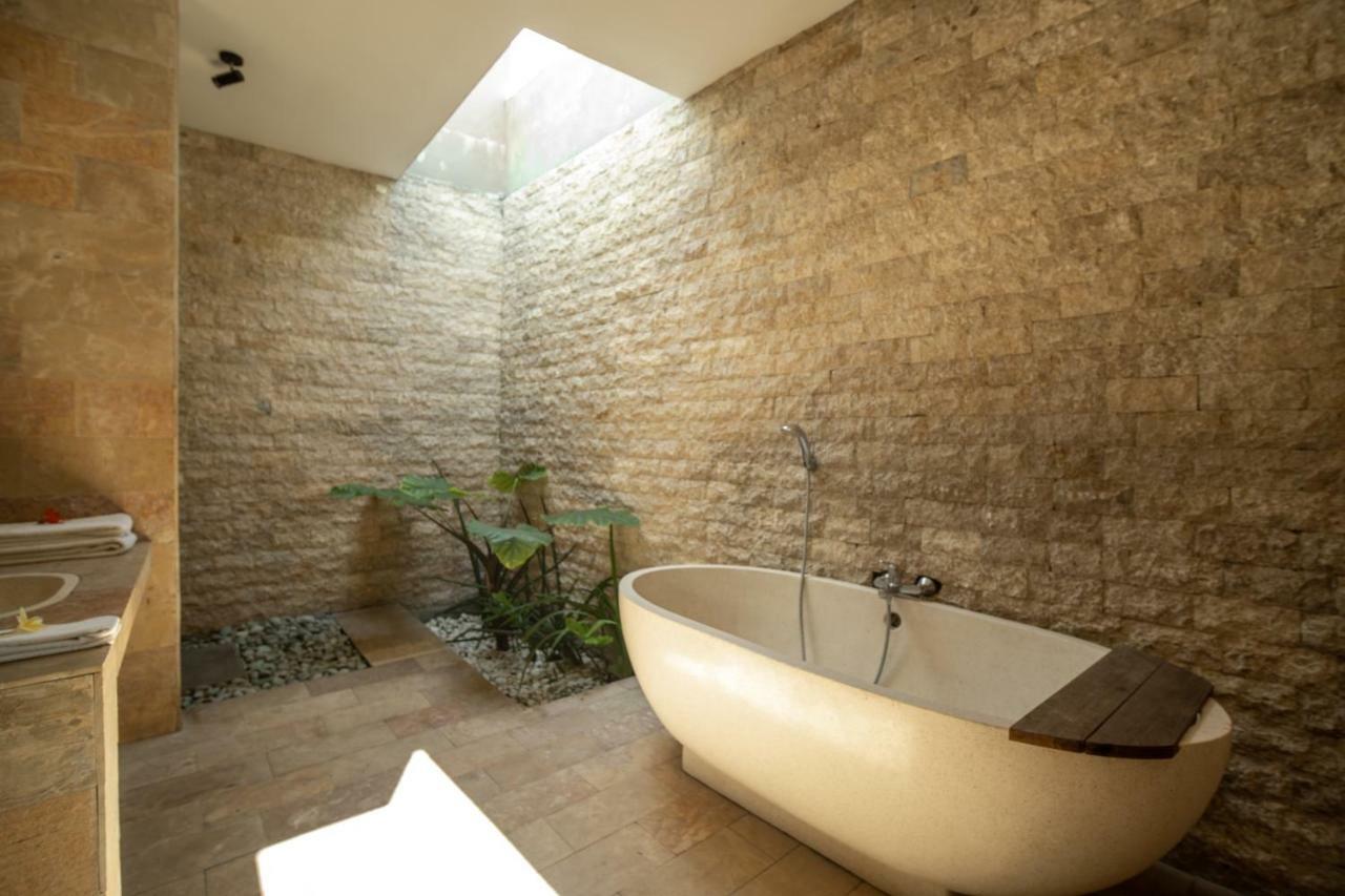Ubud Lestari Villa Esterno foto